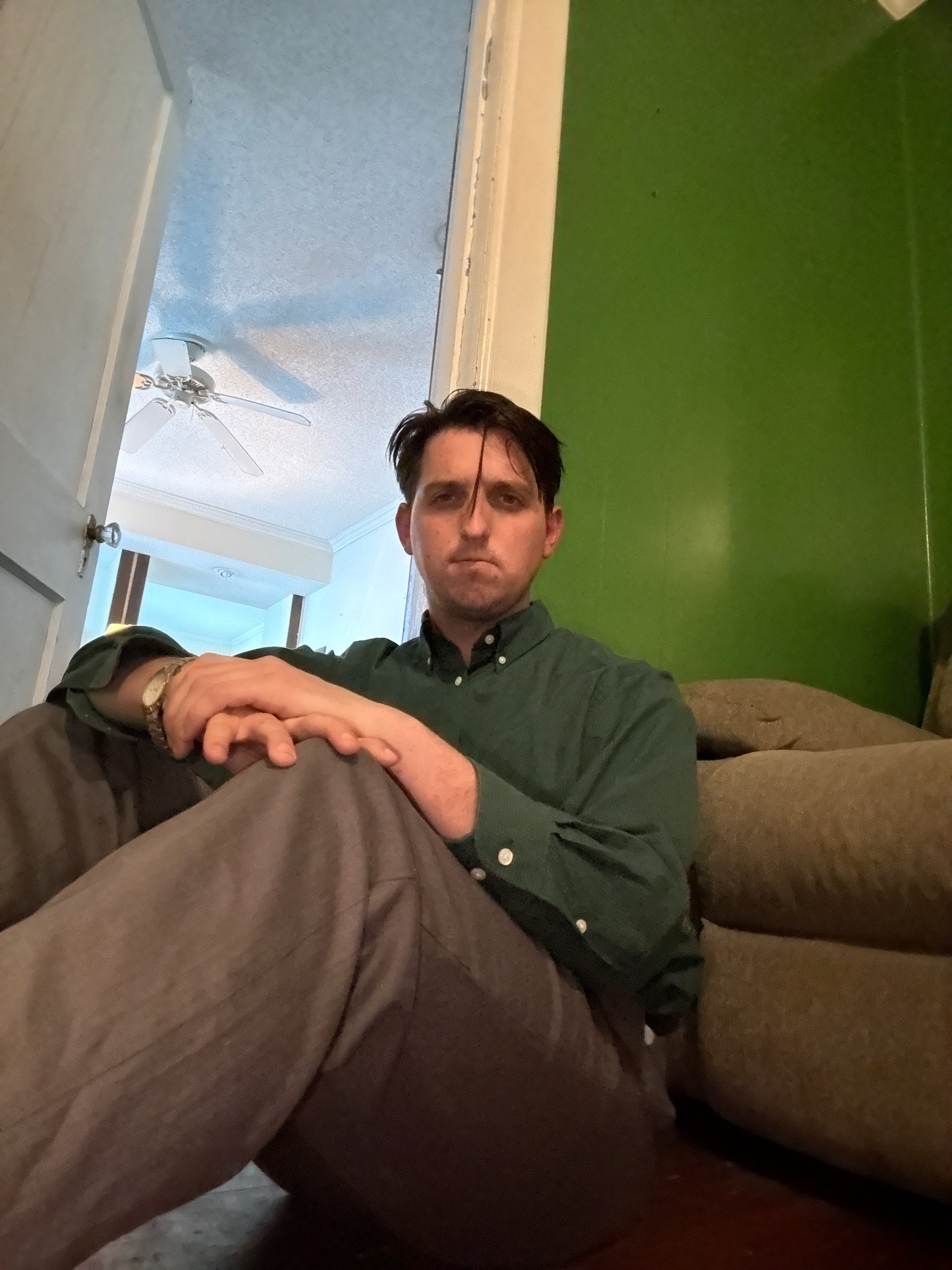Hunter Green White Button up IZOD (Like new)